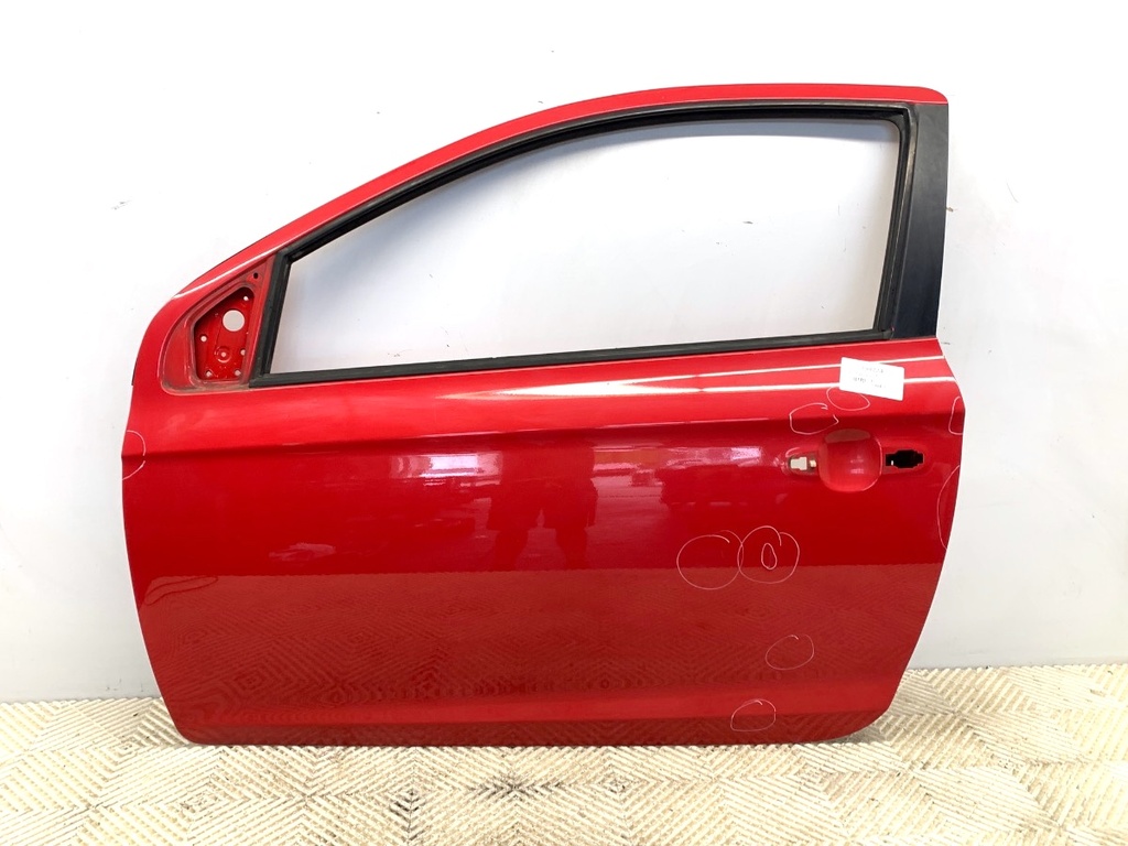 [STARK-759224] Puerta delantera izquierda HYUNDAI i20 I (PB, PBT) 2008-2012