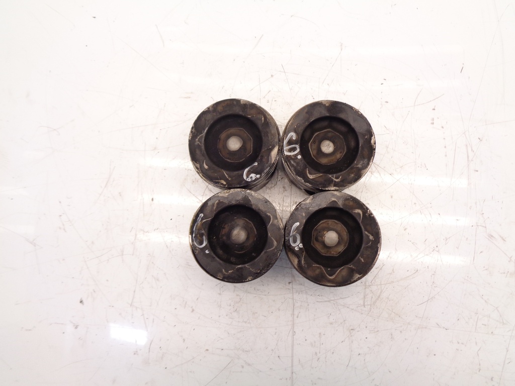 [MTD-378069] 4x Pistón para Audi Seat A4 A5 A6 Q5 2.0 TDI CAG CAGA CAGB CAGC