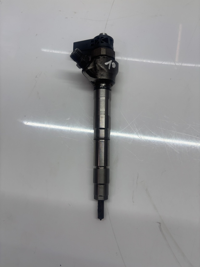 [MTD-495270] Inyector 04L130277AC para Audi Q3, Seat Alhambra, VW Sharan 2.0 TDI CUVC/CUV
