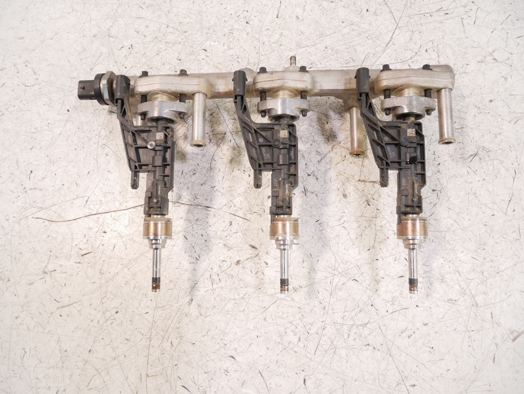 [MTD-443341] Rampa de inyectores BMW 1,5 xDrive 30e B38A15P 2022-