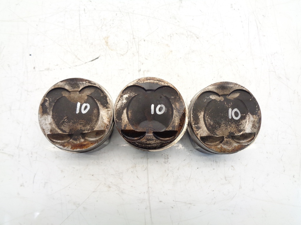 [MTD-378221] 3 Pistones para Seat León / Alhambra / VW Bora / Golf 2.8 AUE R031 81L58