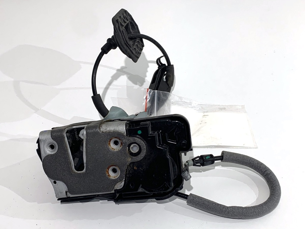 [STARK-800896] Cerradura trasera derecha para FORD FOCUS IV Turnier (HP) 2018-2022