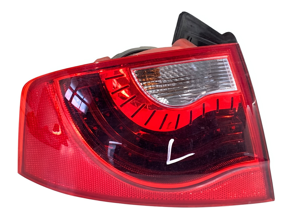 [STARK-929403] Lámpara trasera izquierda SEAT Exeo (3R2) 2.0 TFSI 2009-2013