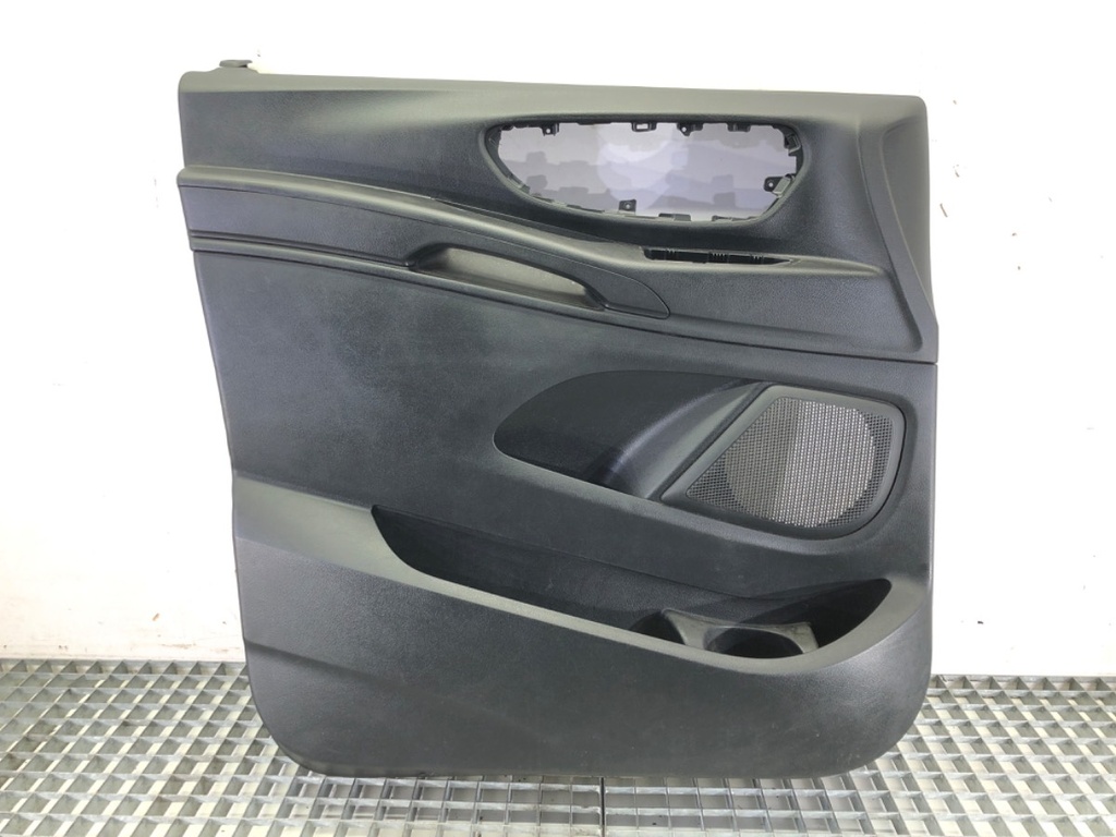 [STARK-654461] Panel de puerta delantera izquierda MERCEDES-BENZ VITO W447 2014-2022
