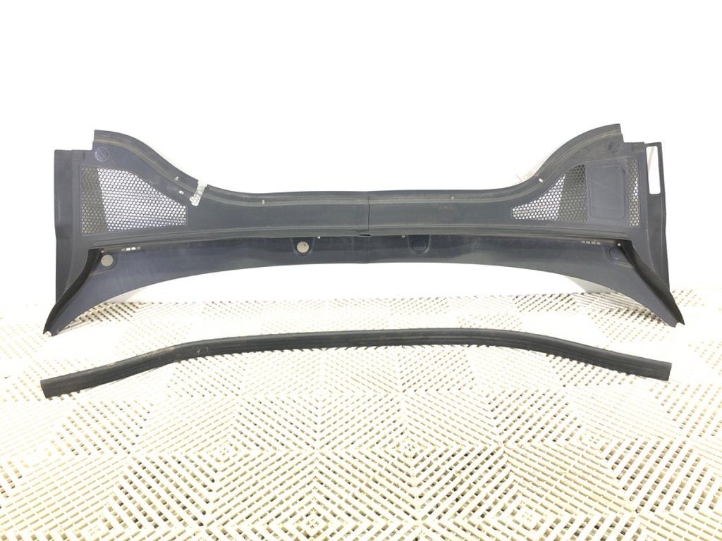[STARK-660234] Subchasis SKODA SUPERB IV Kombi (NZ5) 2023-