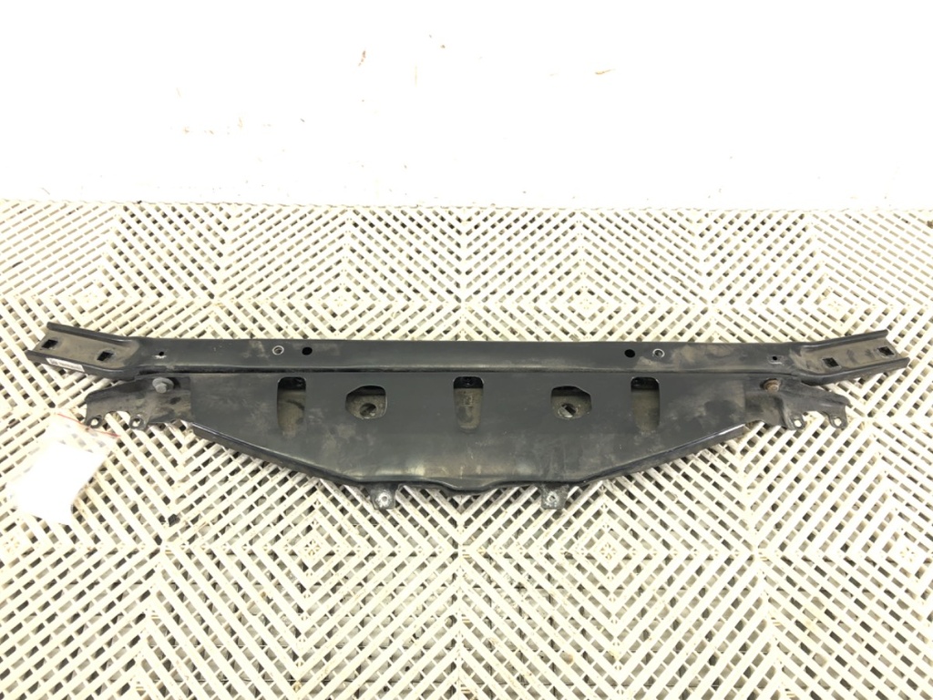 [STARK-670779] Refuerzo superior BMW 5 Touring (F11) 2009-2017