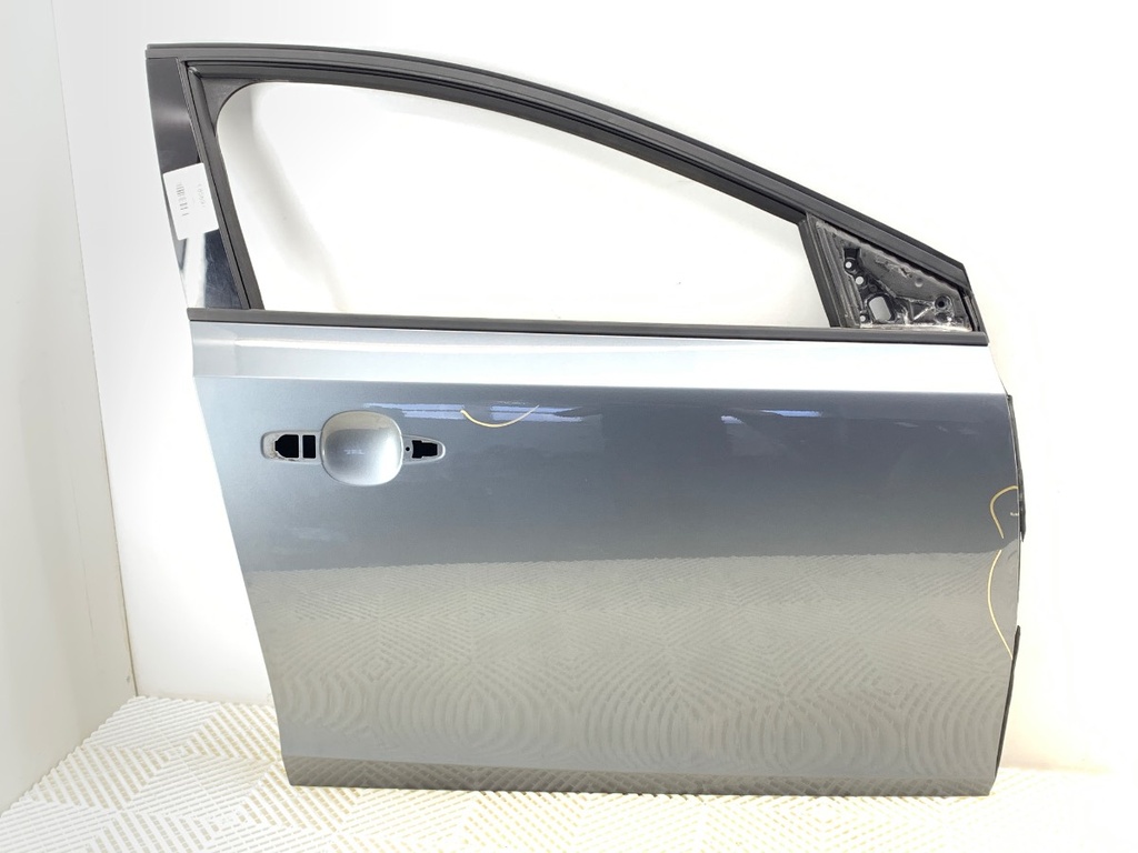 [STARK-685697] Puerta delantera derecha VOLVO V40 (525, 526) 2012-2022