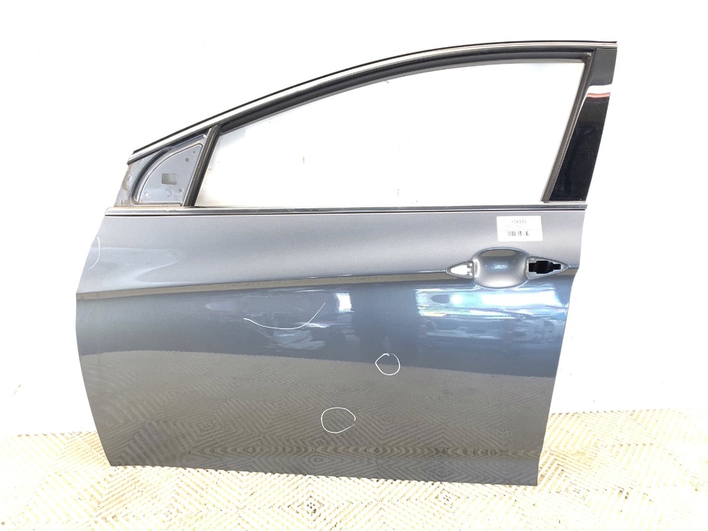 [STARK-719335] Puerta delantera izquierda HYUNDAI i40 I CW (VF) 2011-2022 1.7 CRDi