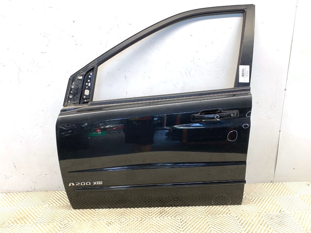 [STARK-729149] Puerta delantera izquierda SsangYong Actyon I 2005-2022