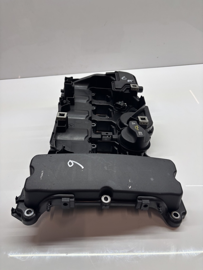 [MTD-439434] Tapa de válvulas Mercedes C 180 W204 M271.910 A2710101130