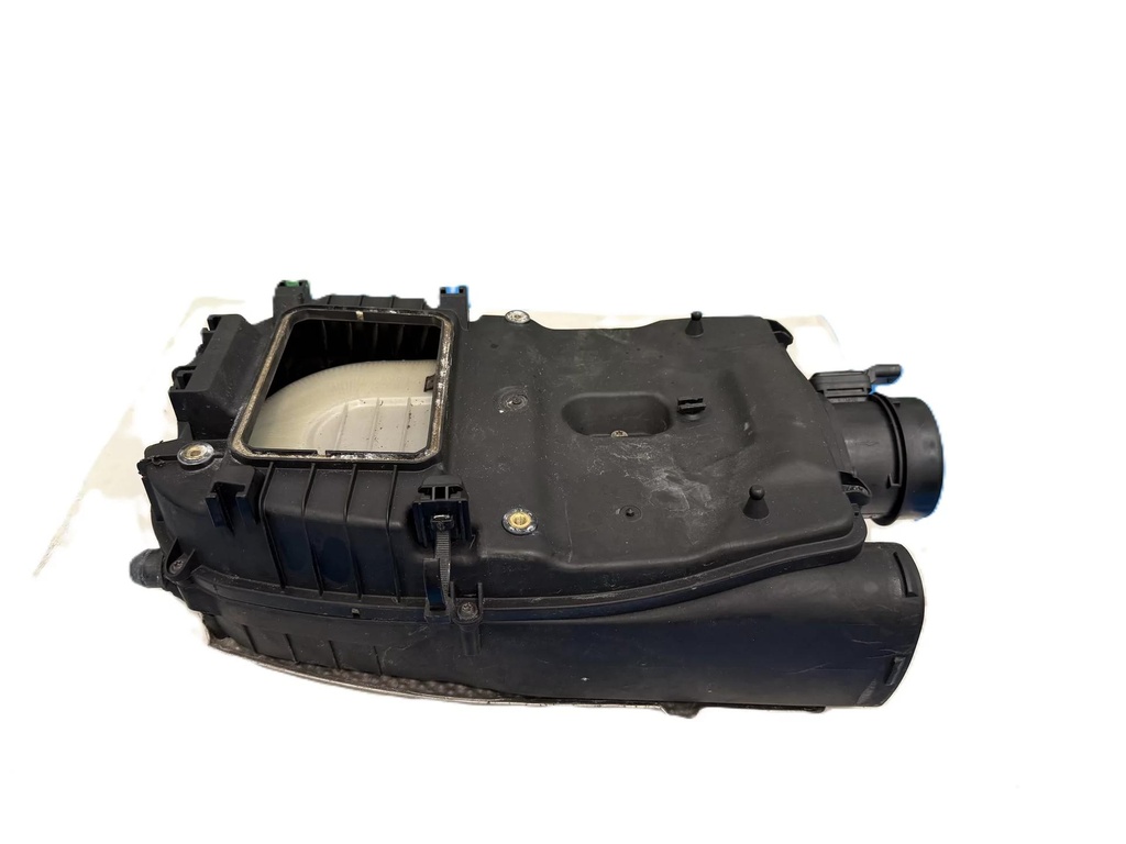 [Z00098] Caja filtro aire Mercedes Clase C W204 S204 2.2 CDI 651.913 A6510901101