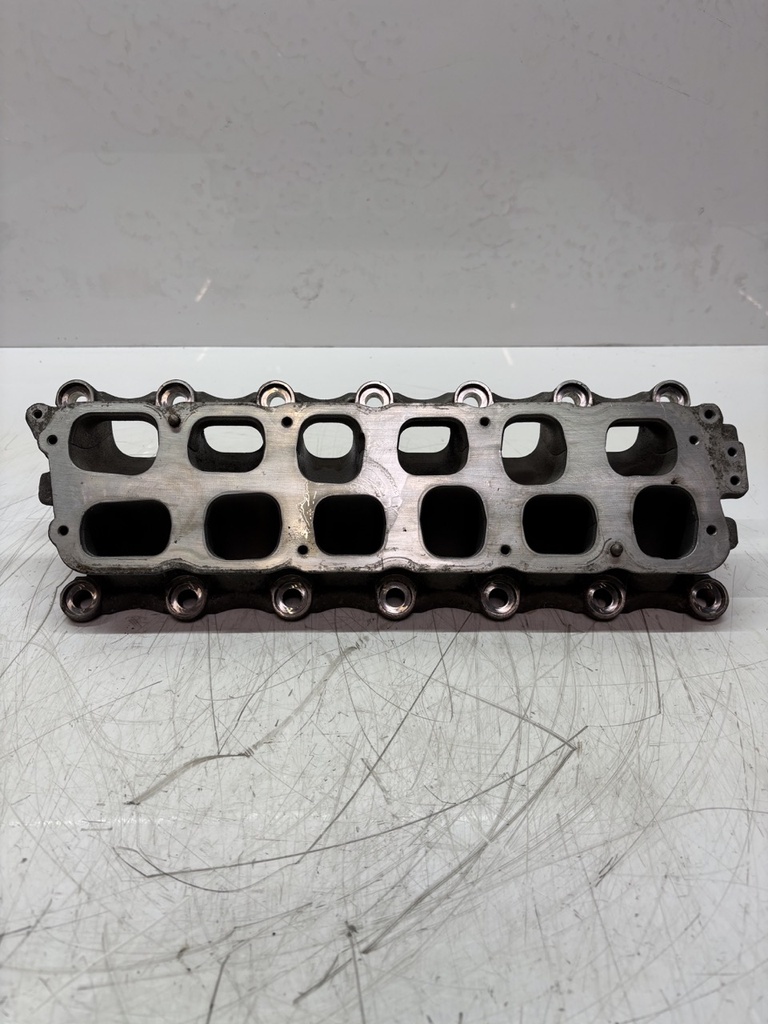 [MTD-458571] Colector de admisión Bentley Continental 6.0 gasolina BEB 07C133206J