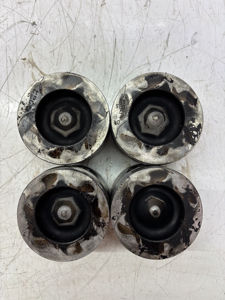 [MTD-464411] Juego de 4 Pistones para Renault Trafic II 2.0 dCi M9R786 M9R