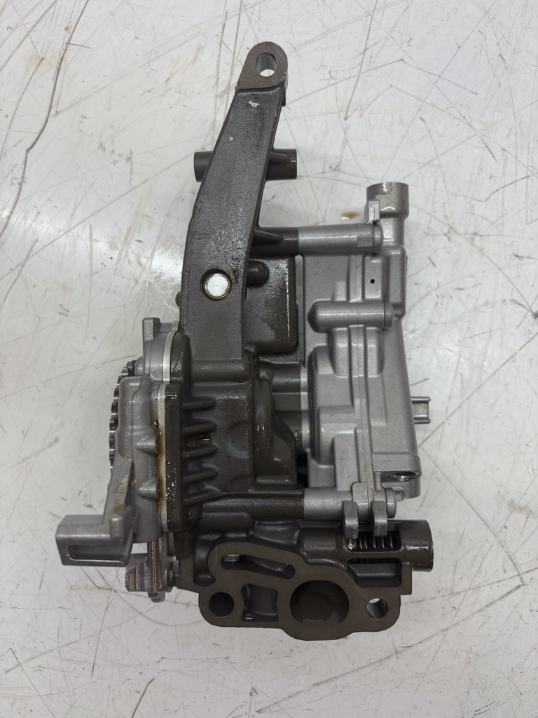 [MTD-468557] Bomba de aceite Mercedes CLS550 M278.922 A2781800401