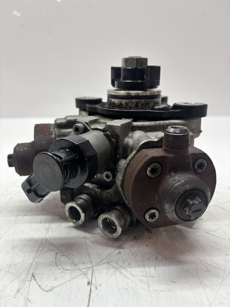 [MTD-487449] Bomba de alta presión Volvo XC70 I 2.4 D5 AWD D5244T15 31372081
