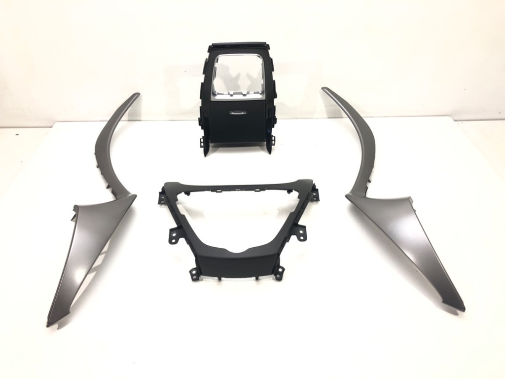 [STARK-525744] Tira decorativa interior HYUNDAI ELANTRA V sedan (MD, UD) 2010-2022