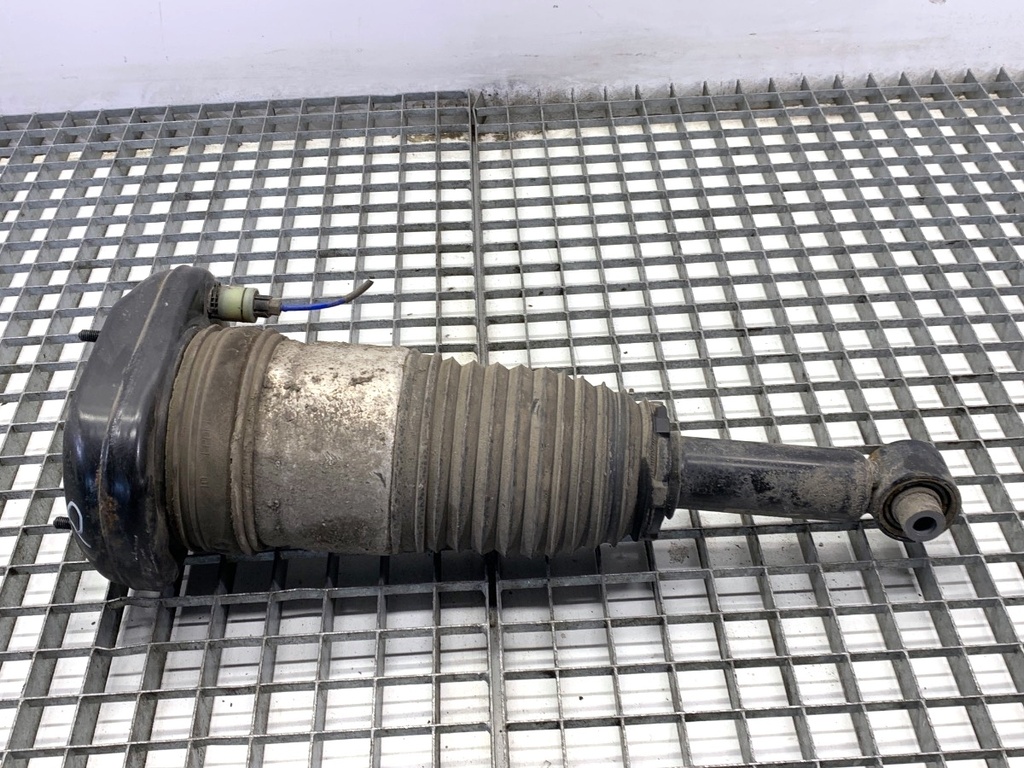 [STARK-896388] Amortiguador trasero derecho BMW Serie 5 Touring (G31) 530e 2020-2022