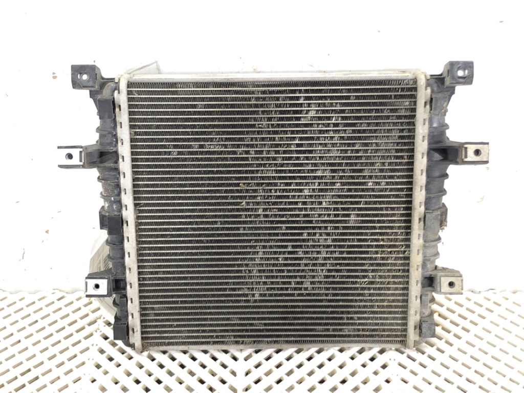 [STARK-719991] Radiador de agua Audi Q7 (4LB) 3.0 TFSI quattro 2010-2015