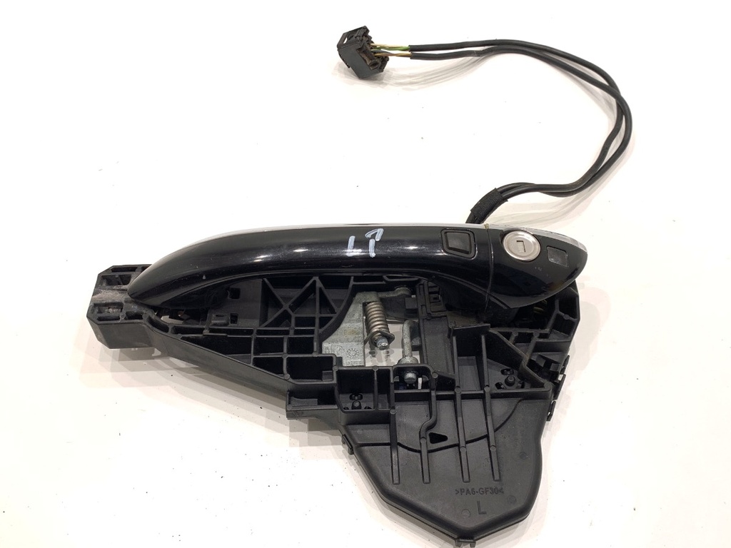 [STARK-879788] Manilla exterior izquierda delantera para Mercedes-Benz Clase GL (X164) 2006-2012
