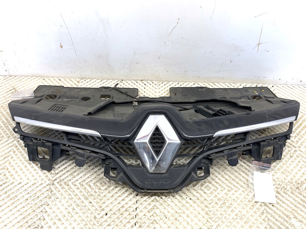 [STARK-887673] Rejilla de parachoques Renault Clio IV (BH) 1.5 dCi 75 (2012-2022) Bumper Grill