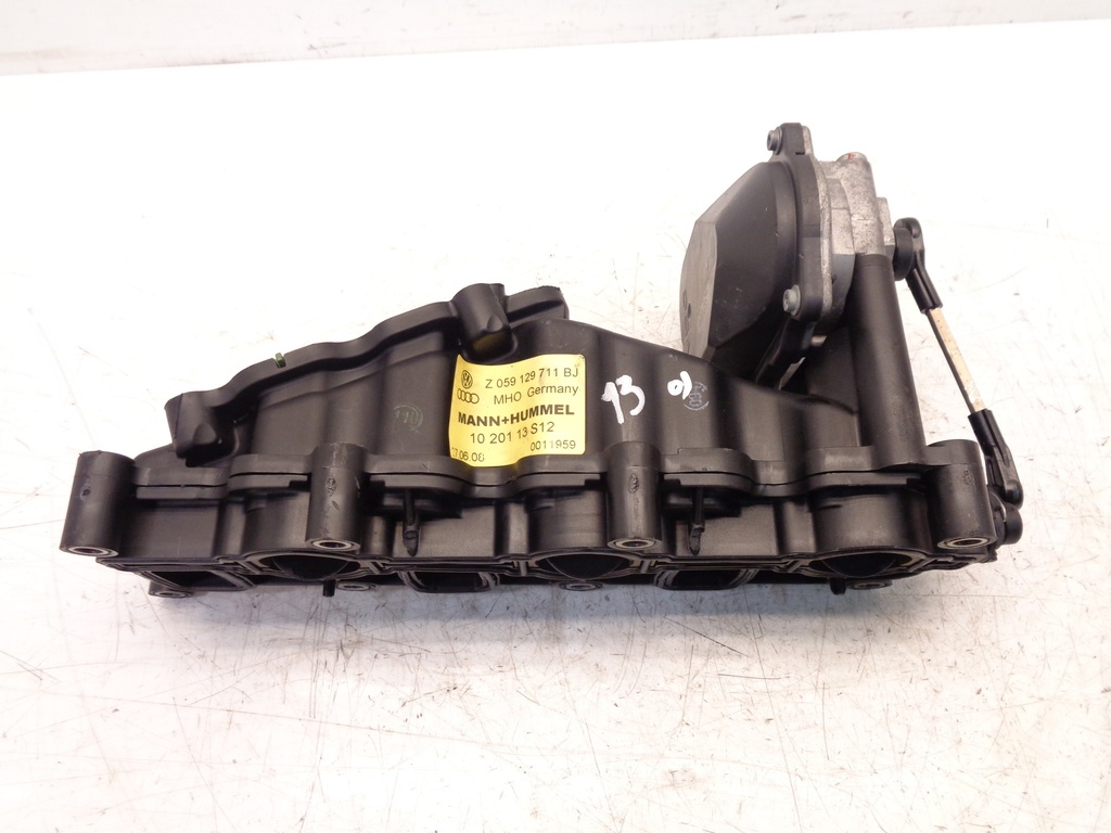 [MTD-380715] Colector de admisión para Audi A4/A5/Q5 3.0 TDI CCWA CCW 059129711BJ 059129086L