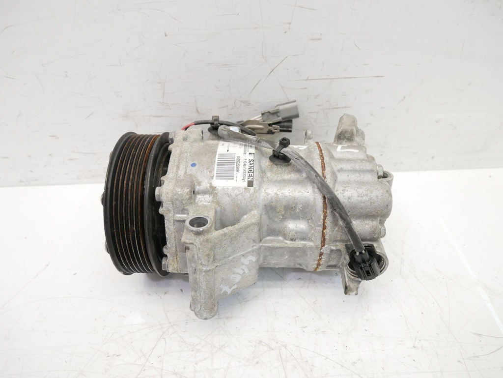 [MTD-403964] Compresor de aire acondicionado Nissan Juke F16 1.0 DIG-T HR10DDT