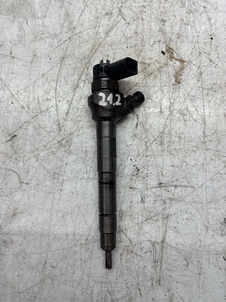 [MTD-487061] Inyector Audi A3 / Seat León / Skoda Octavia / VW Golf VII 1.6 TDI CLHA CLH 04L130277AJ