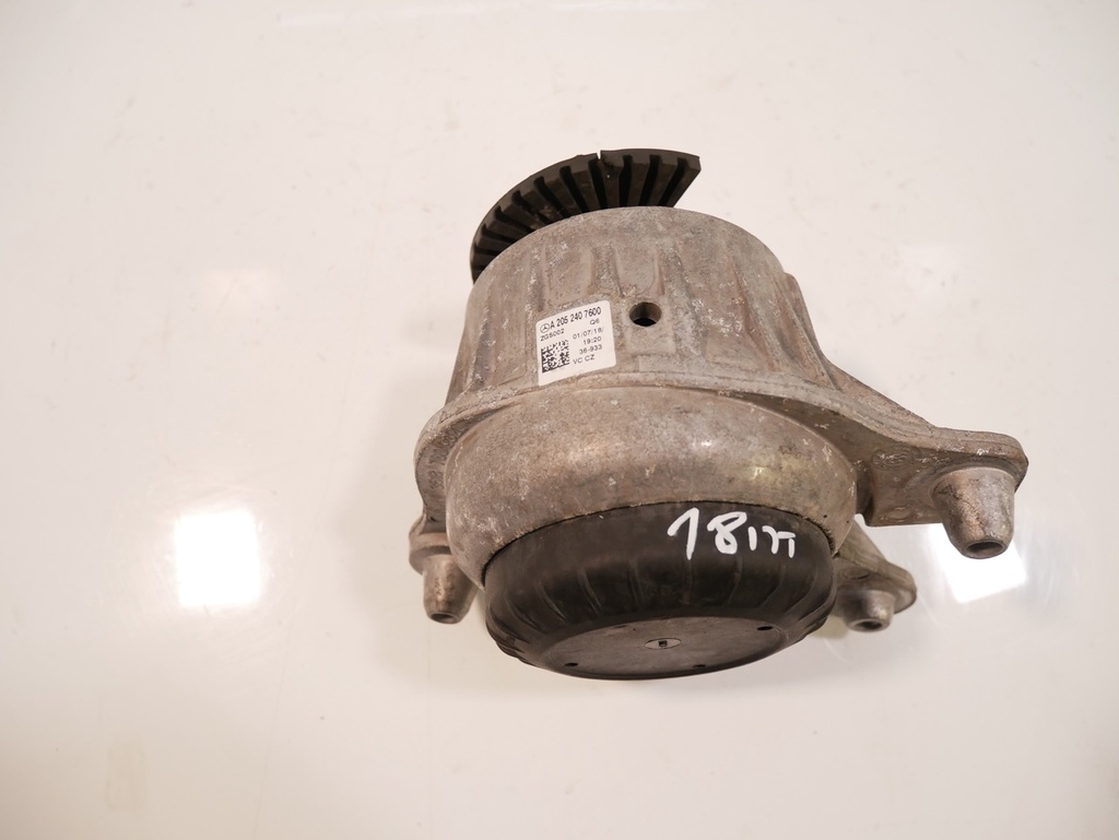 [MTD-447743] Soporte de motor Mercedes Clase C W205 2.0 C 300 M264.920 A2052407600