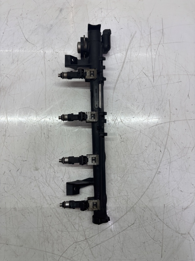 [MTD-451127] Barra de inyectores Ford Fiesta 1.25 gasolina 8AGG-9H487-AC