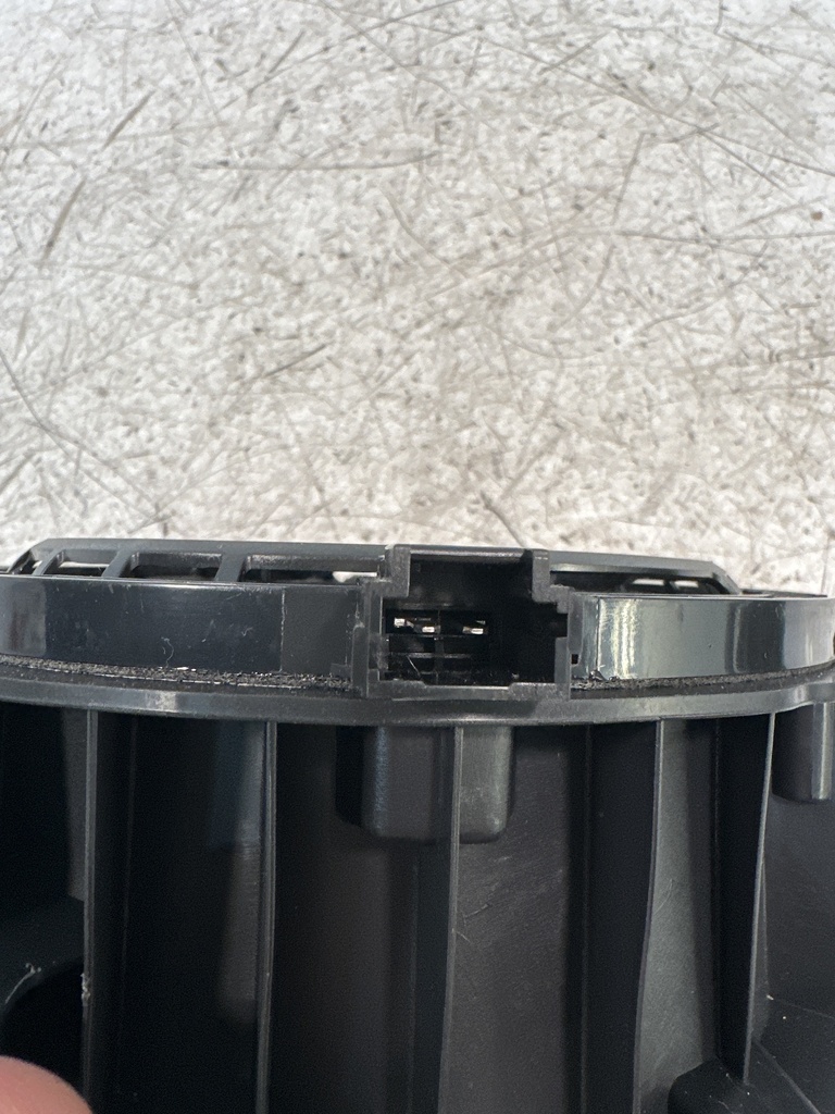 [MTD-498364] Altavoces Peugeot 308 1.5 BlueHDI 130 Diesel YHZ DV5R YH01 9836069680