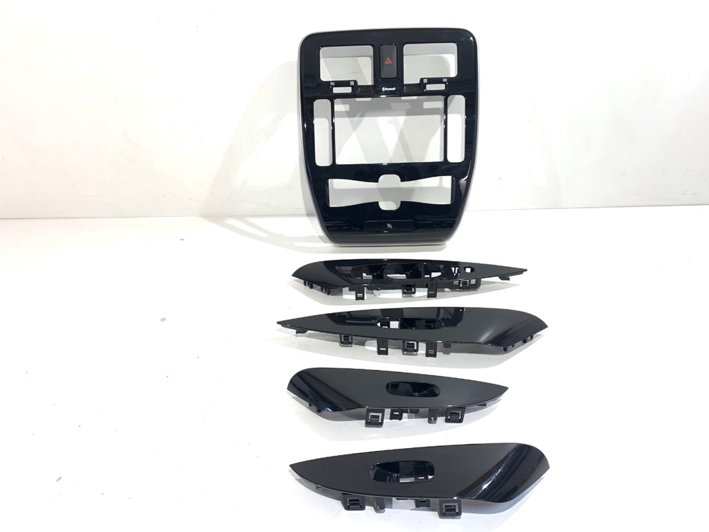 [STARK-781686] Molduras decorativas NISSAN LEAF ZE0 2010-2022