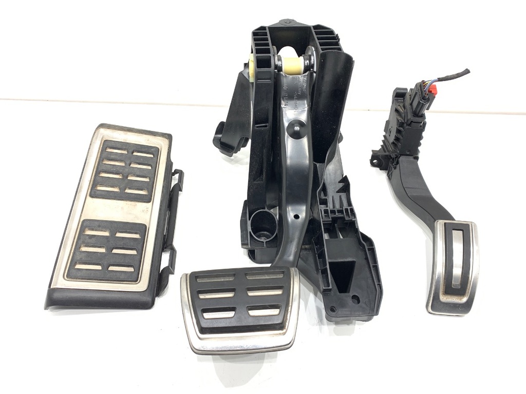[STARK-782387] Pedales VW Golf VII (5G1, BQ1, BE1, BE2) 2.0 GTD 135kW