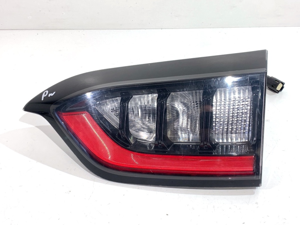 [STARK-790117] Piloto trasero derecho JEEP CHEROKEE (KL) 2013-2022