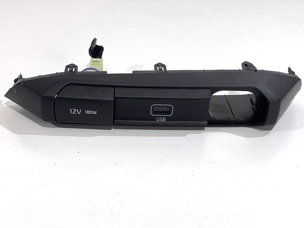 [STARK-807365] Puerto USB KIA NIRO II (SG2) 2022 -