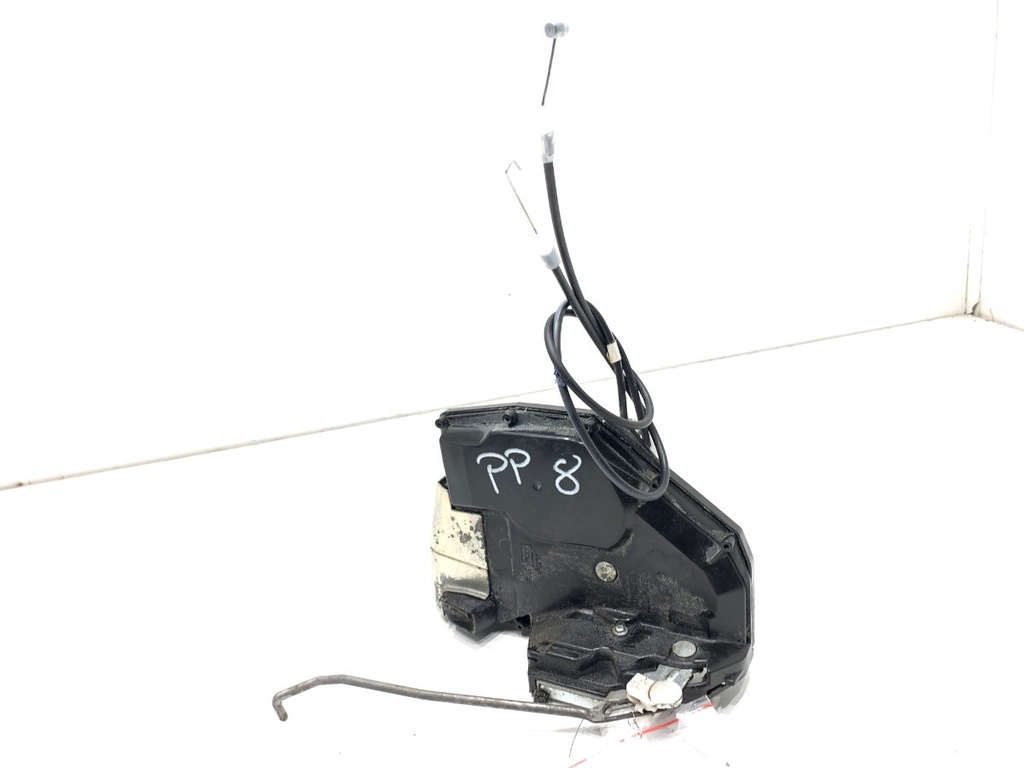 [STARK-827132] Cerradura de puerta delantera derecha SUZUKI SWIFT III (MZ, EZ) 1.3 (RS 413) 2005-2022