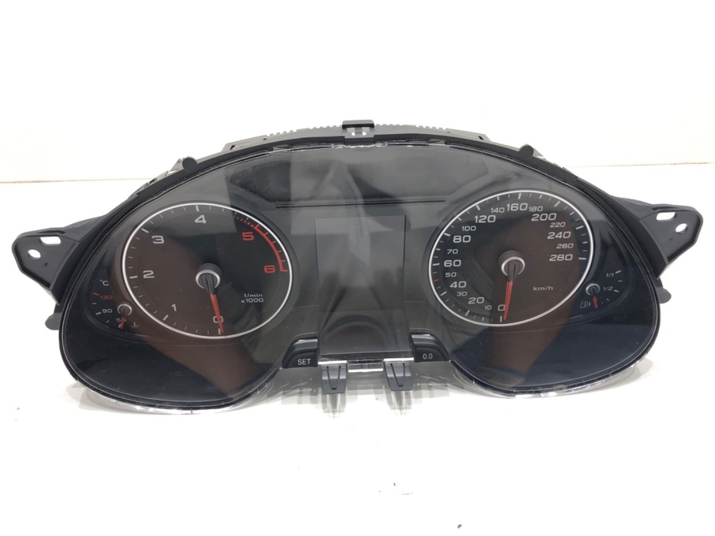[STARK-751333] Velocímetro AUDI A4 B8 (8K2) 2.0 TDI 110 kW 2013-2015