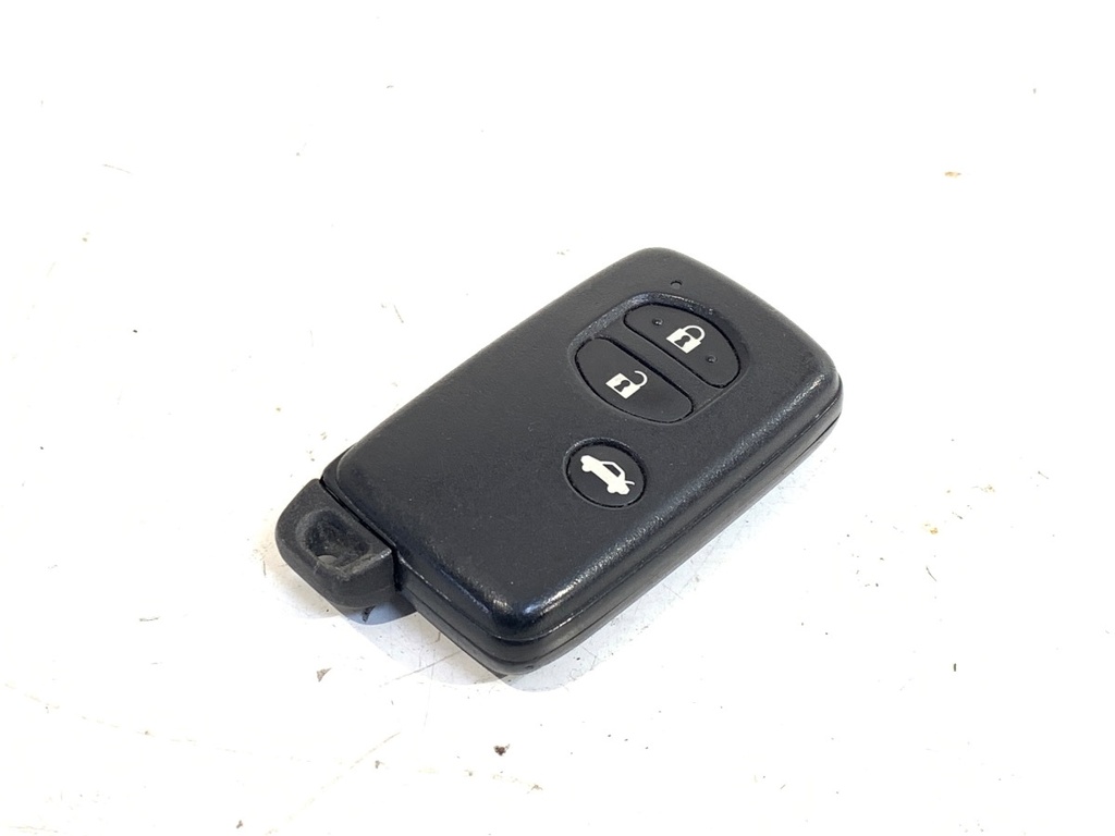 [STARK-764061] Llave para TOYOTA AVENSIS Kombi (_T27_) 2.0 D-4D (ADT270_) 2011-2018