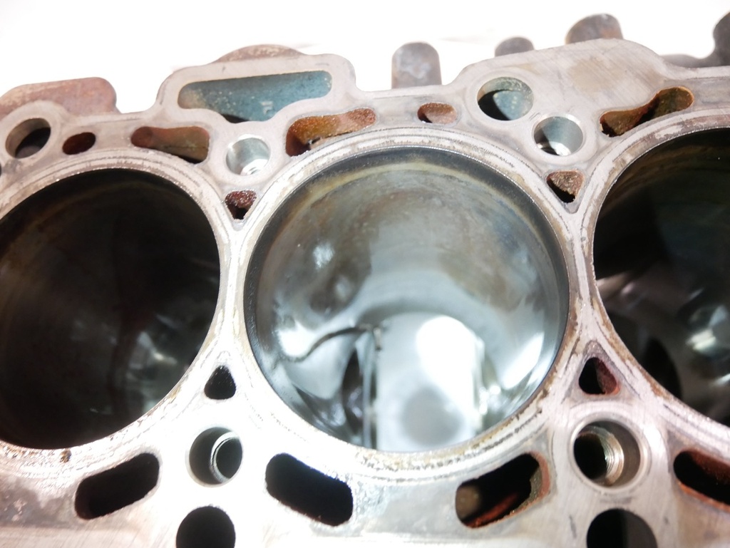 [MTD-447700] Bloque motor defectuoso Audi Skoda VW 2.0 TDI CBB CBBB 03L021AH