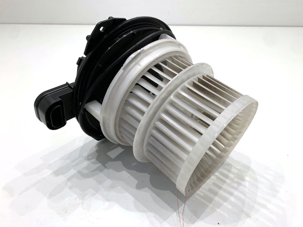 [STARK-899557] Ventilador de admisión Toyota Camry (_V7_, _VA7_, _VH7_) 2.5 Hybrid 131 kW (178 CV) 2017-2022
