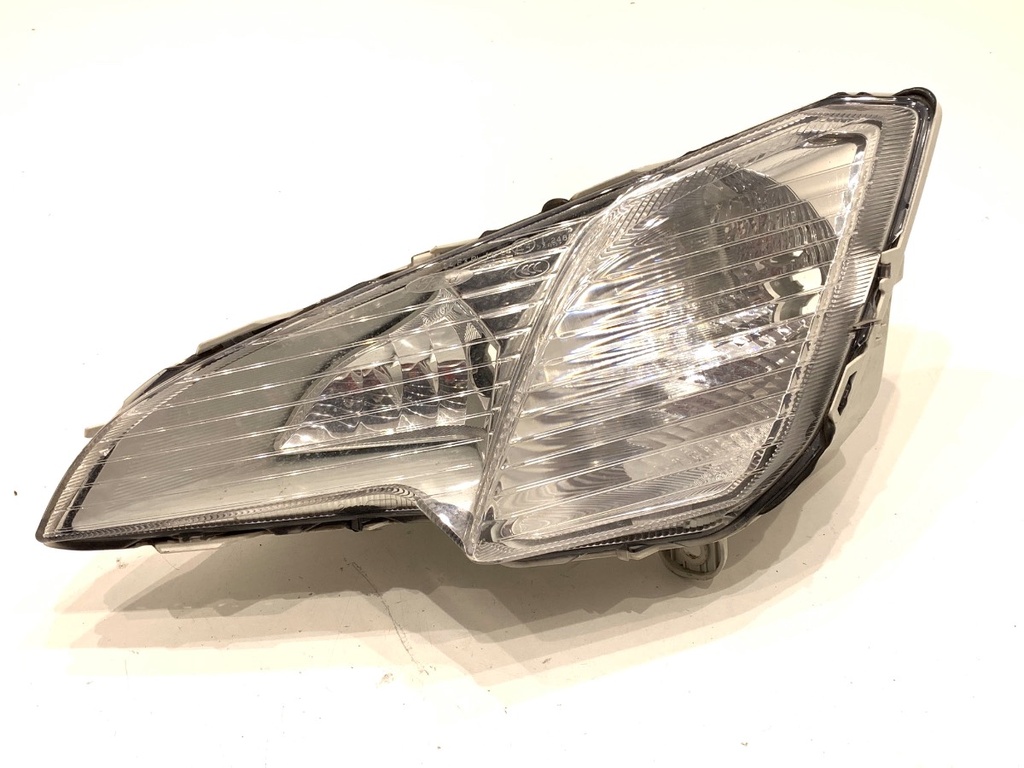 [STARK-831898] Faro delantero izquierdo halógeno Ford Ecosport 2011-2022