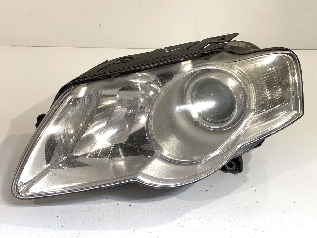 [STARK-905236] Faros delanteros izquierdo para VW Passat B6 (3C2) 2005-2010 - 2.0 FSI - Referencia OE 3C0941005M