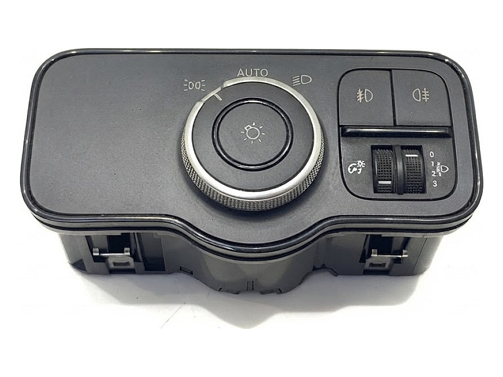 [STARK-923114] Interruptor de luces Mercedes-Benz Sprinter 3,5t (B907, B910) 2018-2022