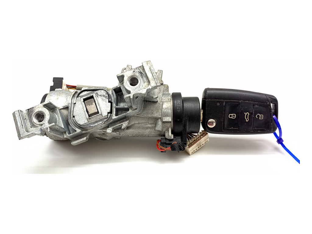 [STARK-923402] CUP HOLDER SKODA OCTAVIA III (5E3, NL3, NR3) 1.8 TSI 132 kW (180 CV) 2012-2022