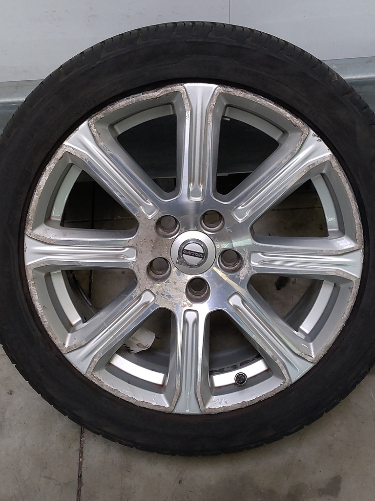 [MTD-510450] Llanta de aleación 17" para Volvo V40 II 2014-2019 2.0 D4 D4204T14