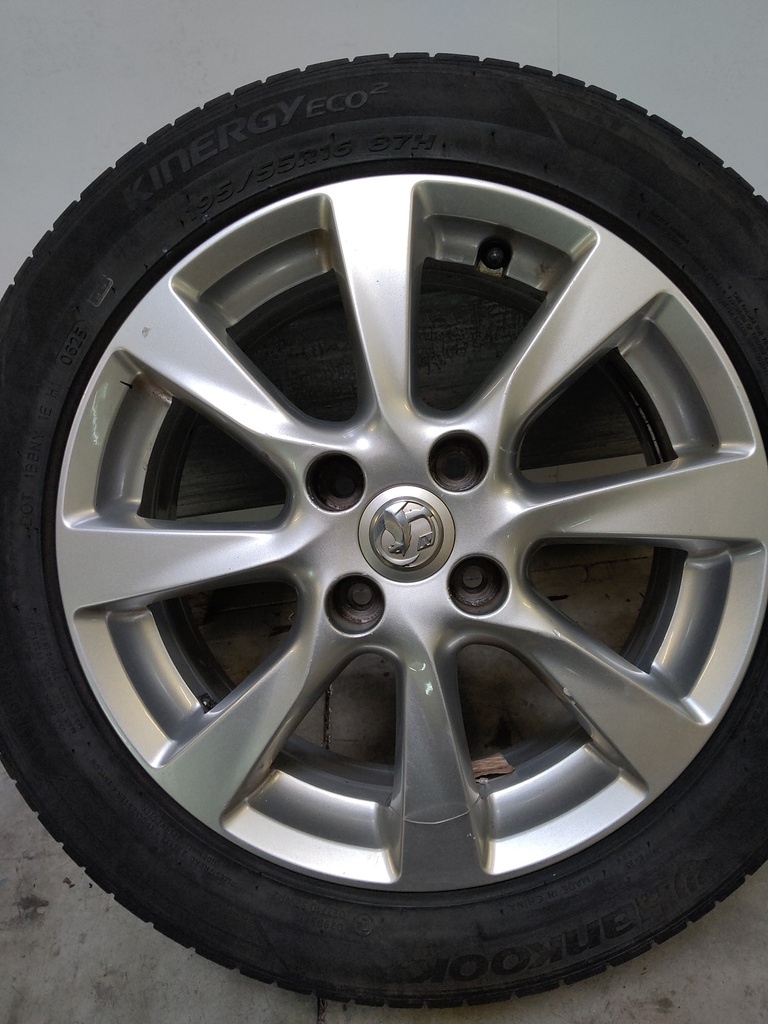 [MTD-510597] Llanta de aleación 16" 6,5J ET38 Opel Corsa F 1.5 CDTI