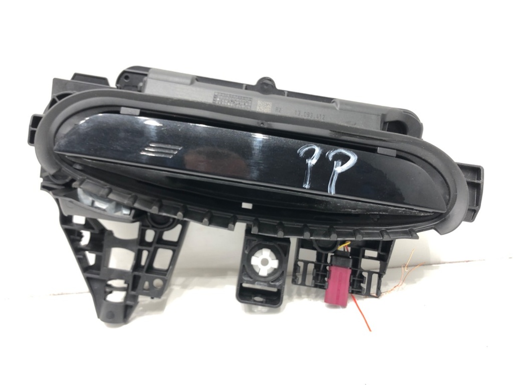 [STARK-681885] Maneta exterior de puerta derecha delantera BMW X1 (U11) 2022-2025
