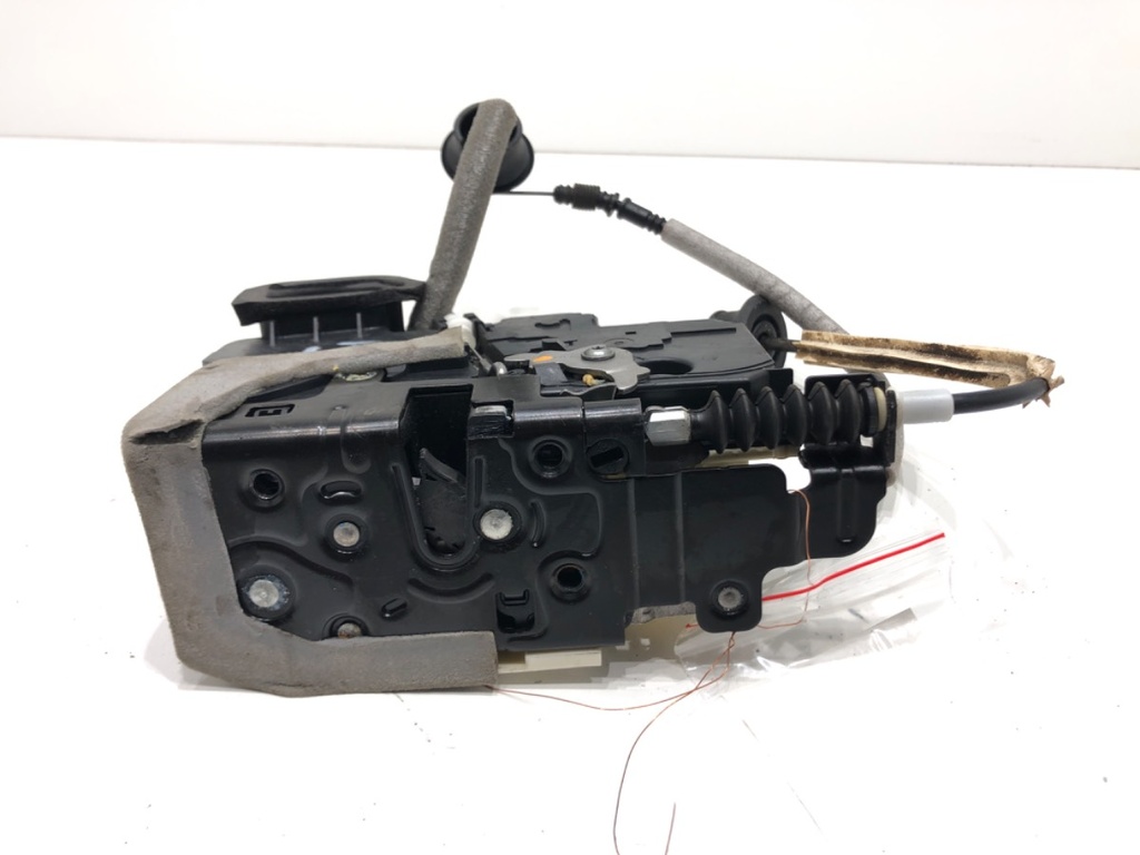 [STARK-681714] Cerradura de puerta trasera izquierda Audi A8 D5 (4N2, 4N8) 60 TFSI Mild Hybrid