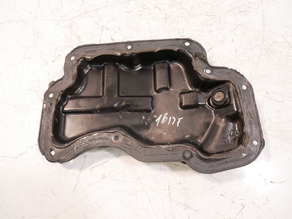 [MTD-453083] Cárter de aceite Dacia Renault Sandero Clio 0.9 TCe H4B400 H4B 111117061R