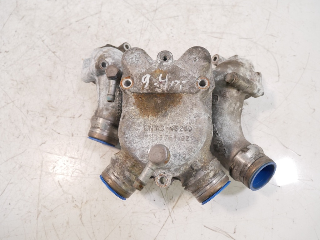 [MTD-454085] Carcasa del termostato BMW M5 E61 5.0 V10 S85B50A S85 7833761