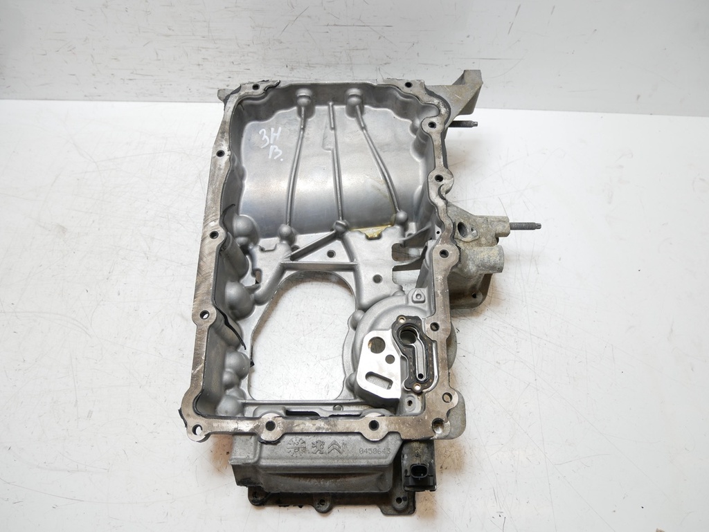[MTD-463122] Cárter de aceite Opel Combo Crossland Mokka 1.2 F12XHT HN05 9827467380